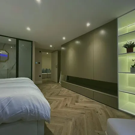 4 Bedrooms Frankfurt Frankfurt am Main