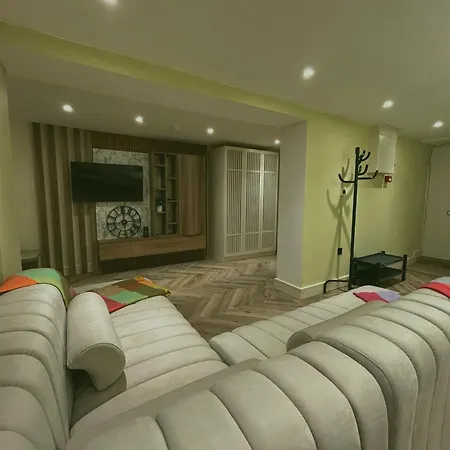4 Bedrooms Frankfurt